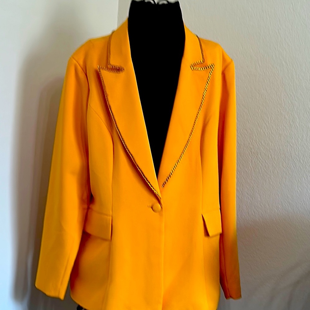 Women's Yellow Blazer